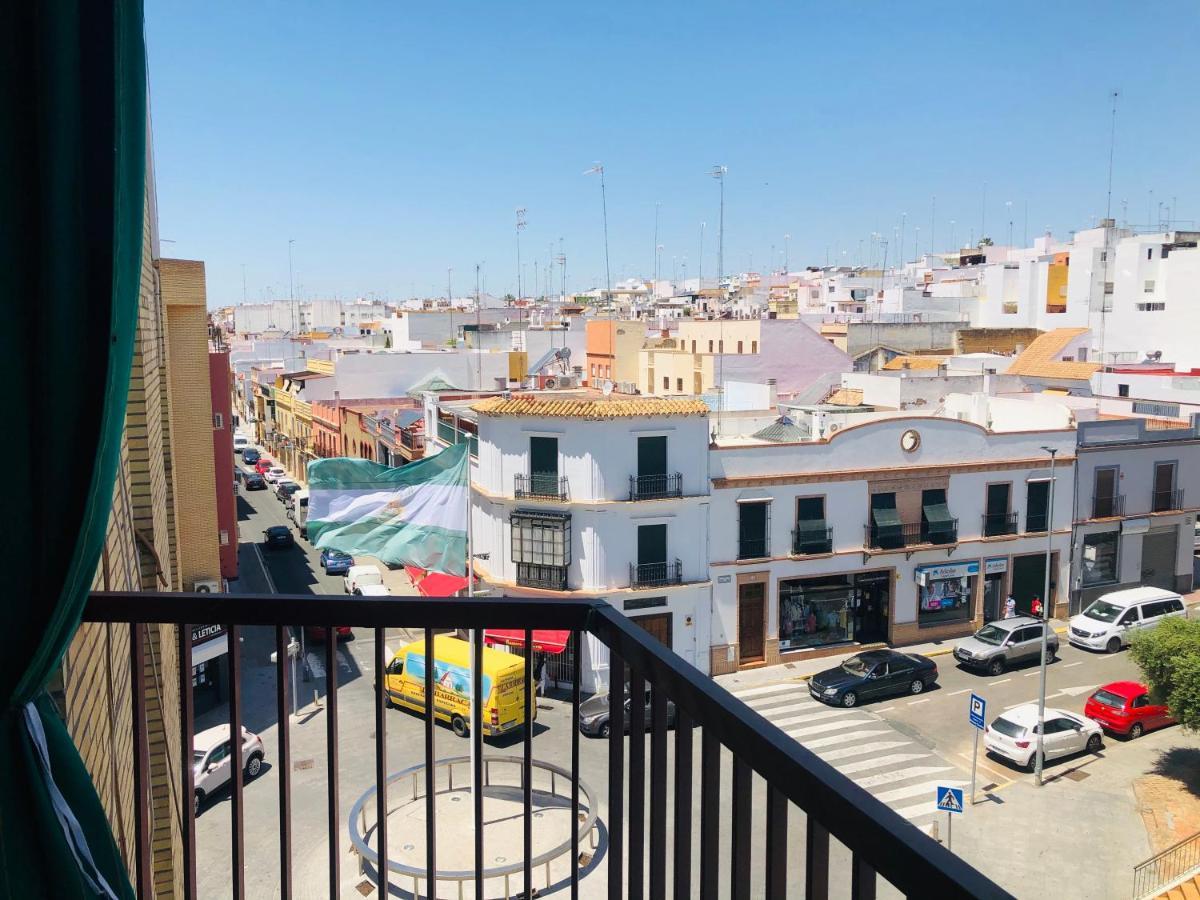 Apartamento En Pleno Centro Cerca De Sevilla อัลกาลา เด กัวไดรา ภายนอก รูปภาพ